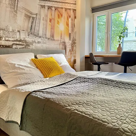 Design-studio Mit Balkon U39-2 * ברלין
