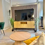 Design-studio Mit Balkon U39-2